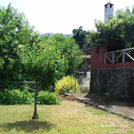 Prázdninový dům Cozy House With Sea And Mountain Views In *